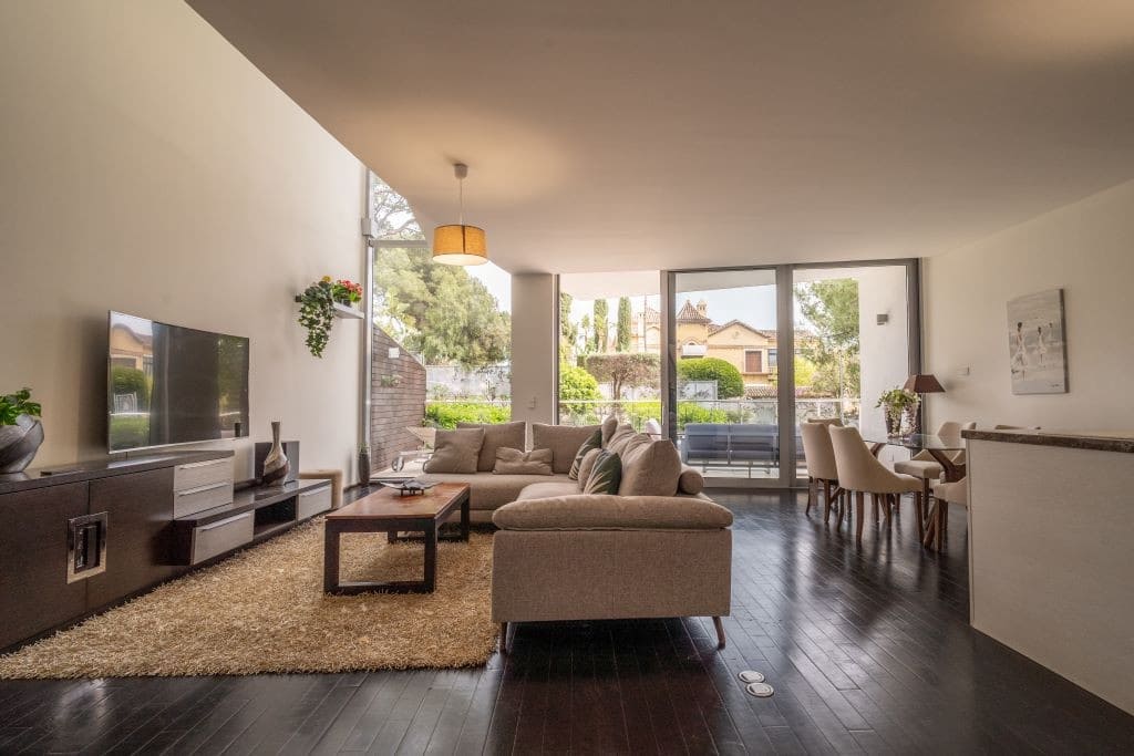 Casa de 3 habitaciones en Golden Mile en venta - 1.600.000 € (Ref: 9080913)