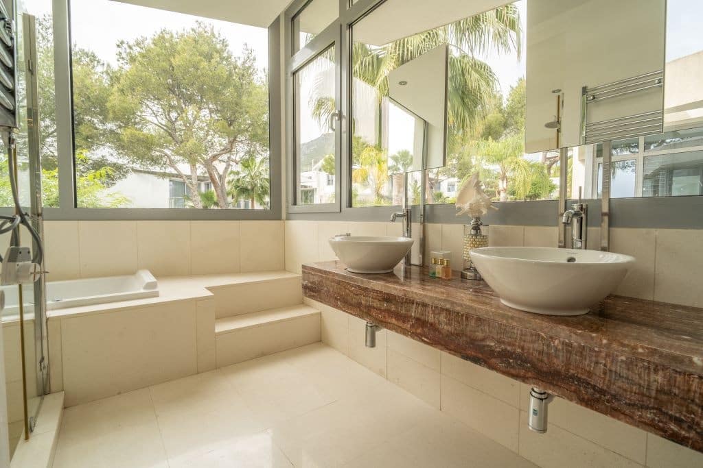 Casa de 3 habitaciones en Golden Mile en venta - 1.600.000 € (Ref: 9080913)