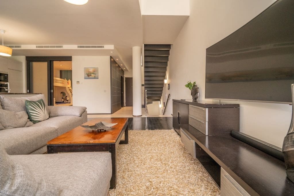 Casa de 3 habitaciones en Golden Mile en venta - 1.600.000 € (Ref: 9080913)