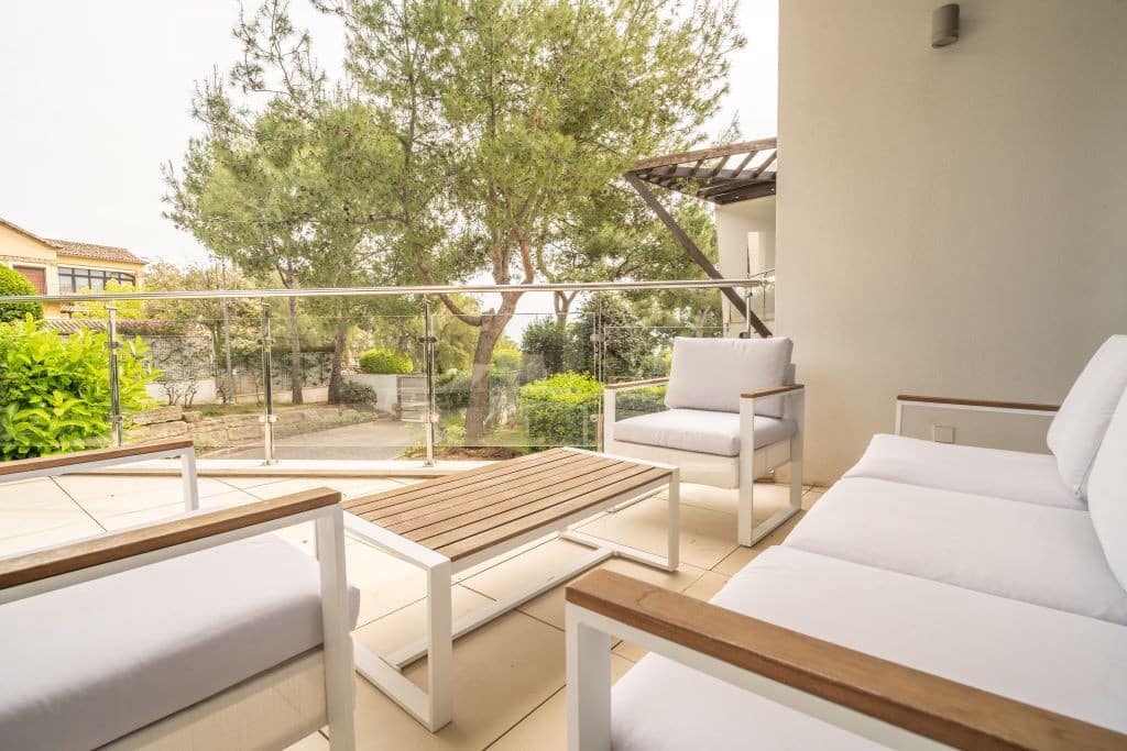 Casa de 3 habitaciones en Golden Mile en venta - 1.600.000 € (Ref: 9080913)