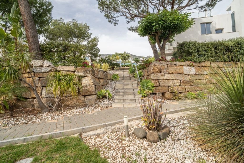 Casa de 3 habitaciones en Golden Mile en venta - 1.600.000 € (Ref: 9080913)