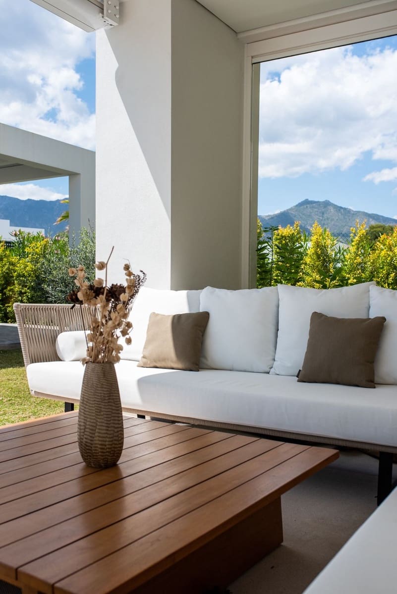 Chalet de 4 habitaciones en Río Real en venta - 2.700.000 € (Ref: 9080917)