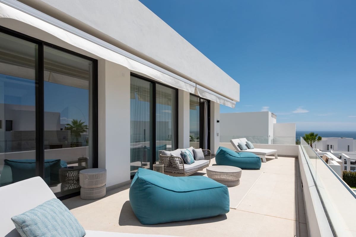 Chalet de 4 habitaciones en Río Real en venta - 2.700.000 € (Ref: 9080917)
