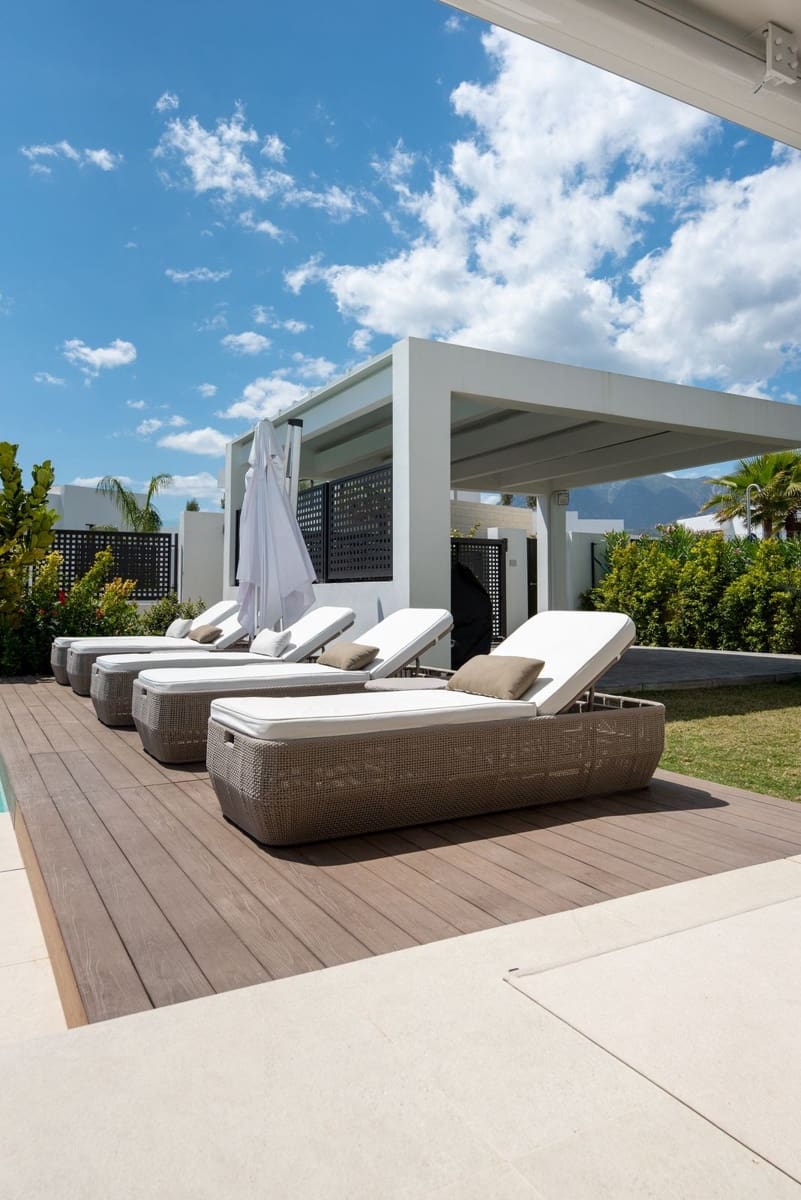 Chalet de 4 habitaciones en Río Real en venta - 2.700.000 € (Ref: 9080917)