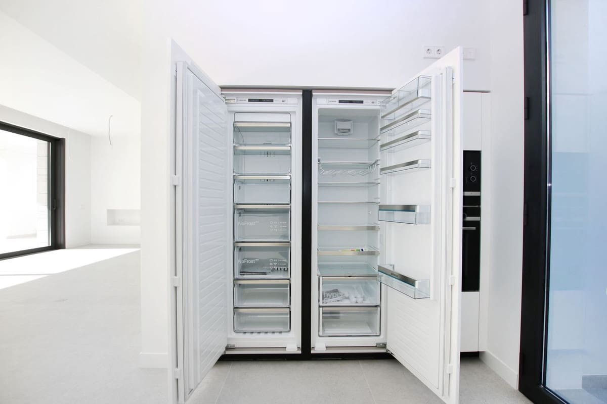 4 sypialnia Willa na sprzedaż w Rio Real - 2 300 000 € (Ref: 9080918)