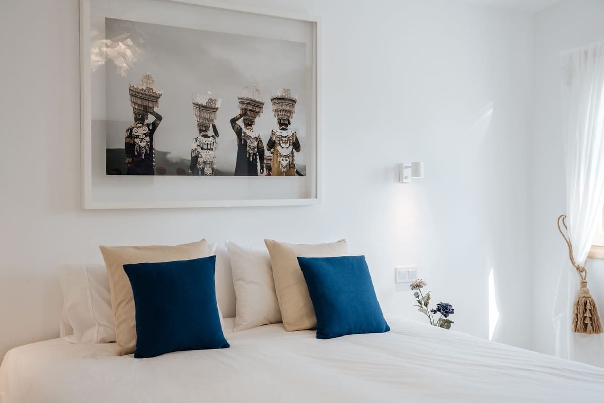 4 slaapkamer Villa te koop in Rio Real met garage - € 2.250.000 (Ref: 9080919)