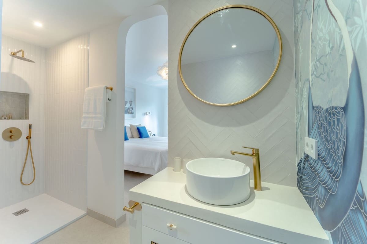 4 slaapkamer Villa te koop in Rio Real met garage - € 2.250.000 (Ref: 9080919)