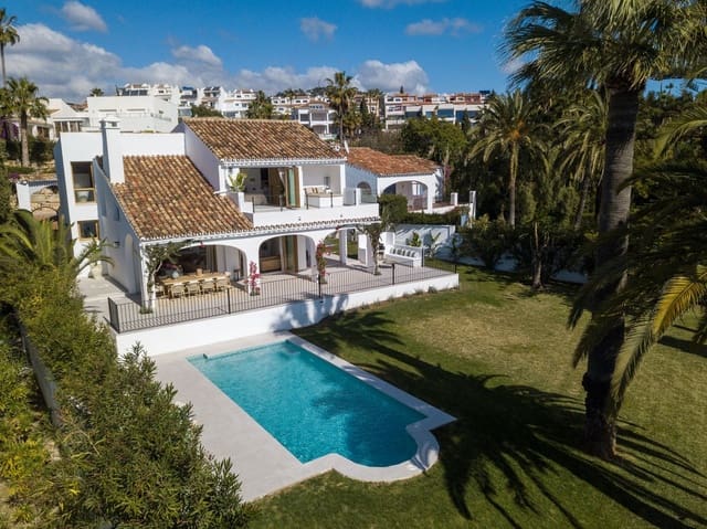 4 soverom Villa til salgs i Río Real, Marbella med garasje - € 2 250 000 (Ref: 9080919)