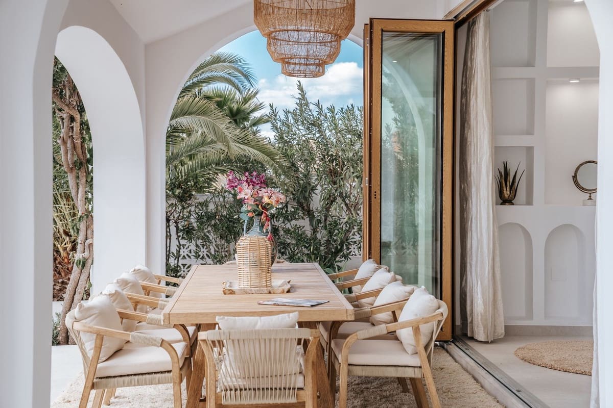 4 slaapkamer Villa te koop in Rio Real met garage - € 2.250.000 (Ref: 9080919)