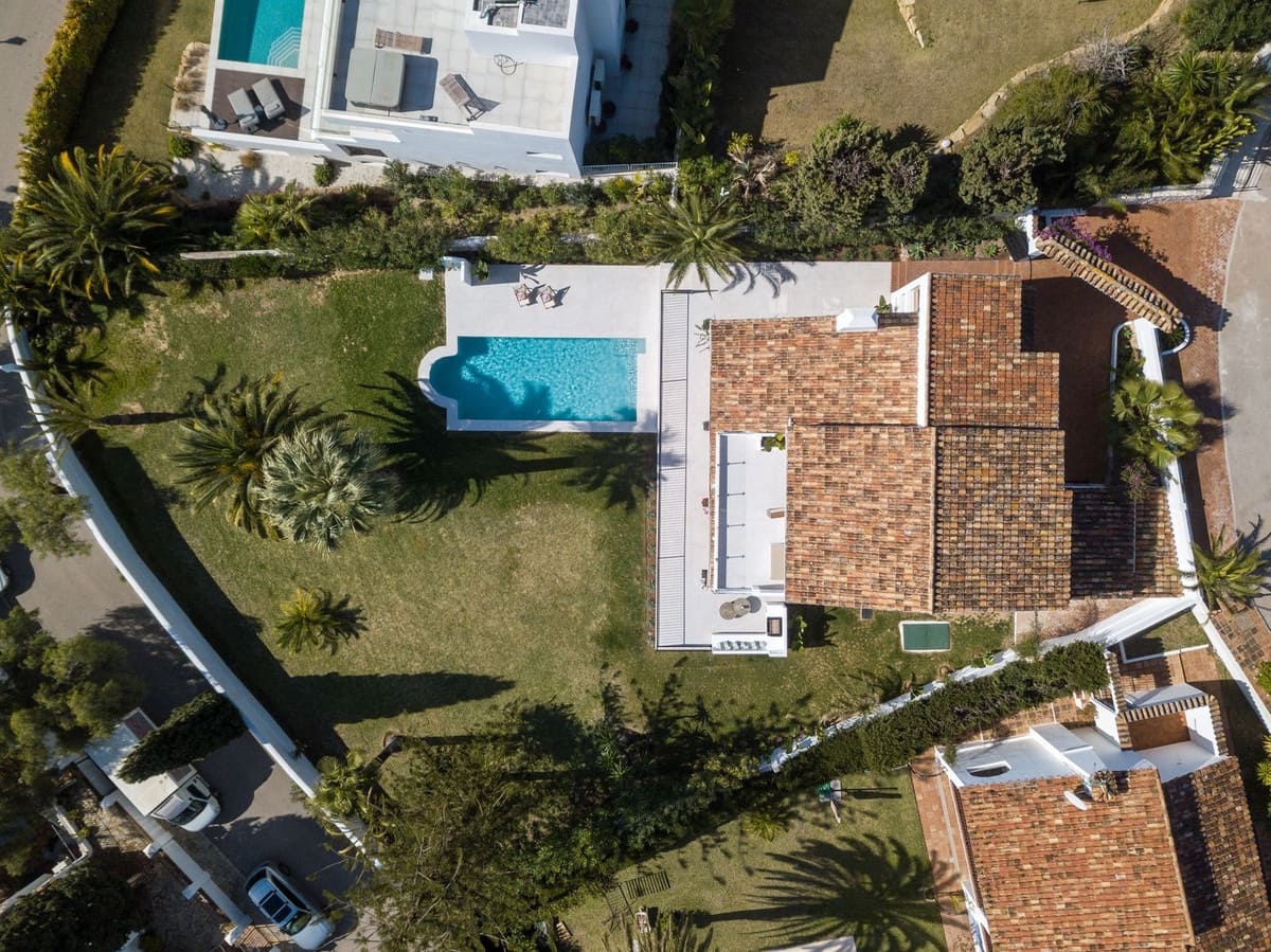4 slaapkamer Villa te koop in Rio Real met garage - € 2.250.000 (Ref: 9080919)