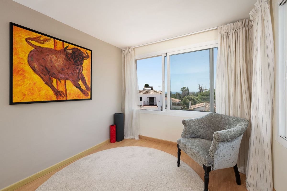 6 soveværelse Villa til salg i Rio Real - € 1.895.000 (Ref: 9080920)