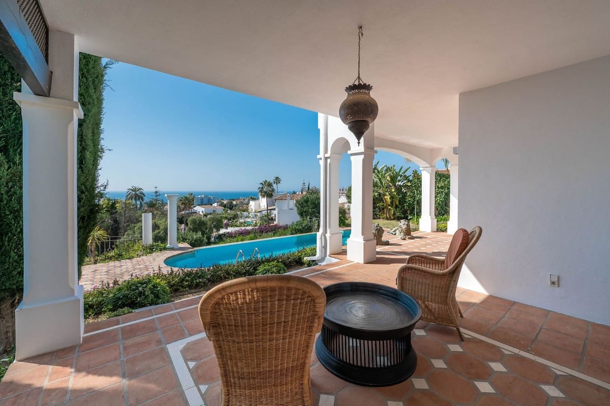 4 slaapkamer Villa te koop in Rio Real met garage - € 1.990.000 (Ref: 9080921)