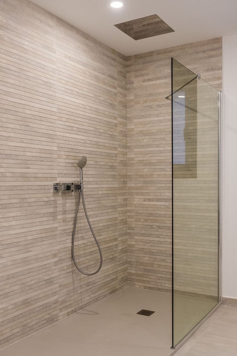 5 sypialnia Willa na sprzedaż w Rio Real z garażem - 1 800 000 € (Ref: 9080922)