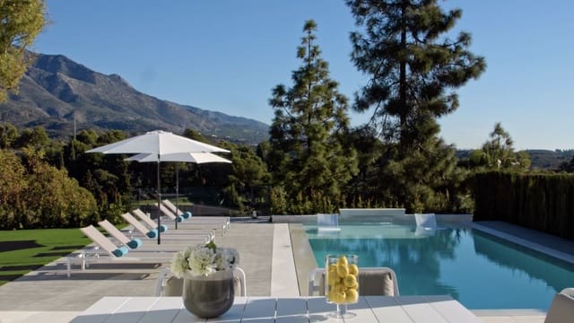 5 soveværelse Villa til salg i Aloha Golf, Marbella med garage - € 4.975.000 (Ref: 9080928)
