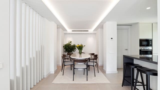 5 quarto Moradia para venda em Nueva Andalucia, Marbella - 2 495 000 € (Ref: 9080933)