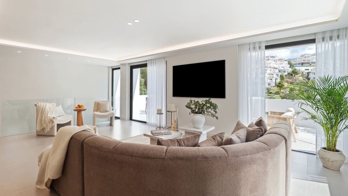 5 quarto Moradia para venda em Nueva Andalucia - 2 495 000 € (Ref: 9080933)