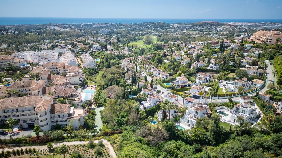 5 quarto Moradia para venda em Nueva Andalucia - 2 495 000 € (Ref: 9080933)