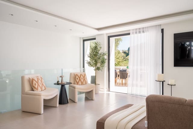 5 chambre Villa/Maison à vendre à Nueva Andalucia, Marbella - 2 495 000 € (Ref: 9080933)