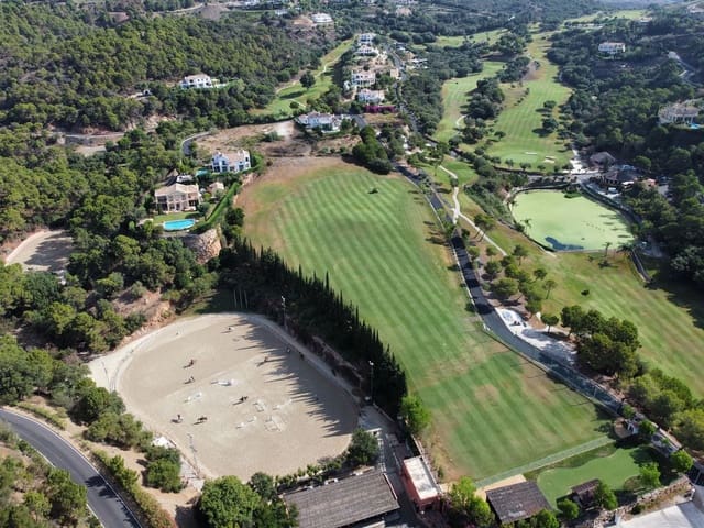 3 bedroom Villa for sale in Benahavís - € 2,150,000 (Ref: 9080939)