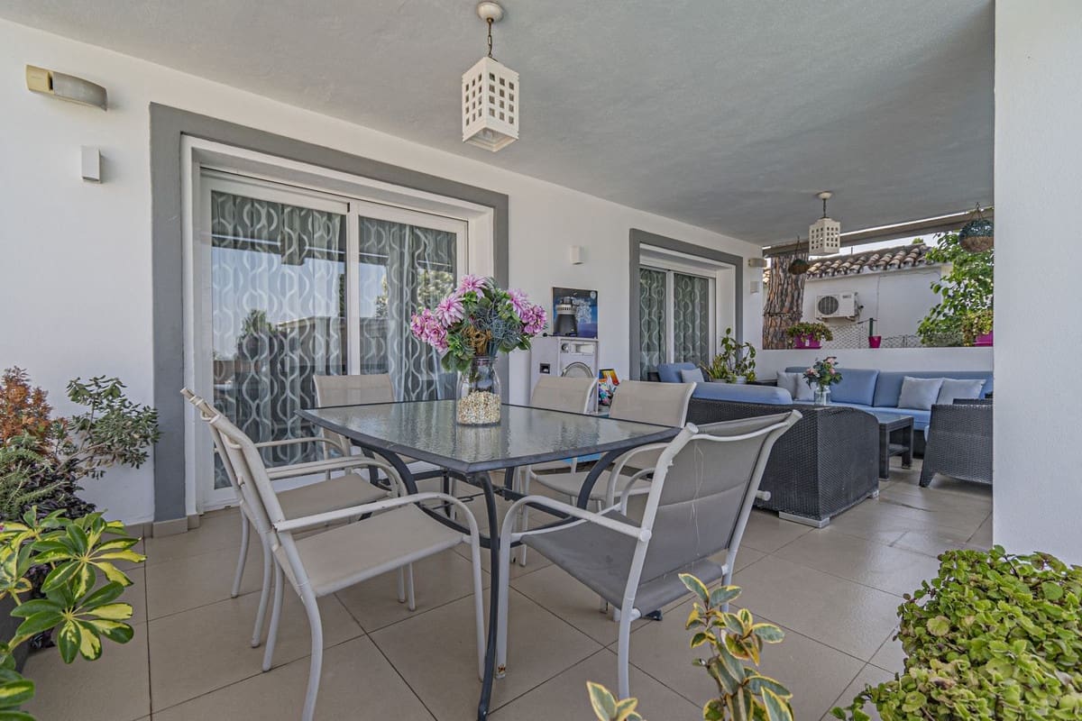 5 soveværelse Villa til salg i San Pedro de Alcantara - € 2.050.000 (Ref: 9080943)