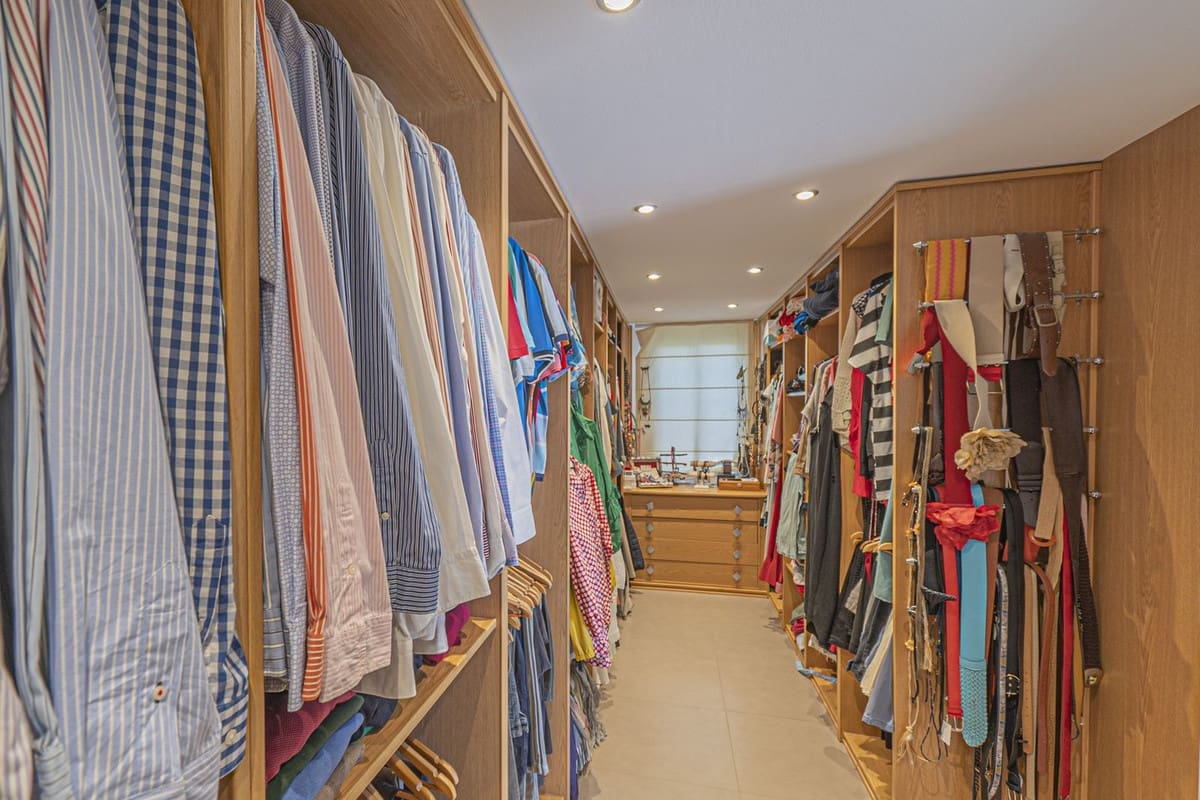 5 soveværelse Villa til salg i San Pedro de Alcantara - € 2.050.000 (Ref: 9080943)