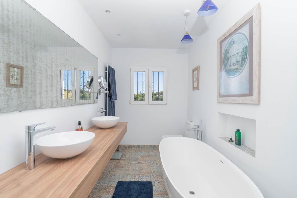 4 quarto Moradia para venda em San Pedro de Alcantara com garagem - 1 850 000 € (Ref: 9080948)