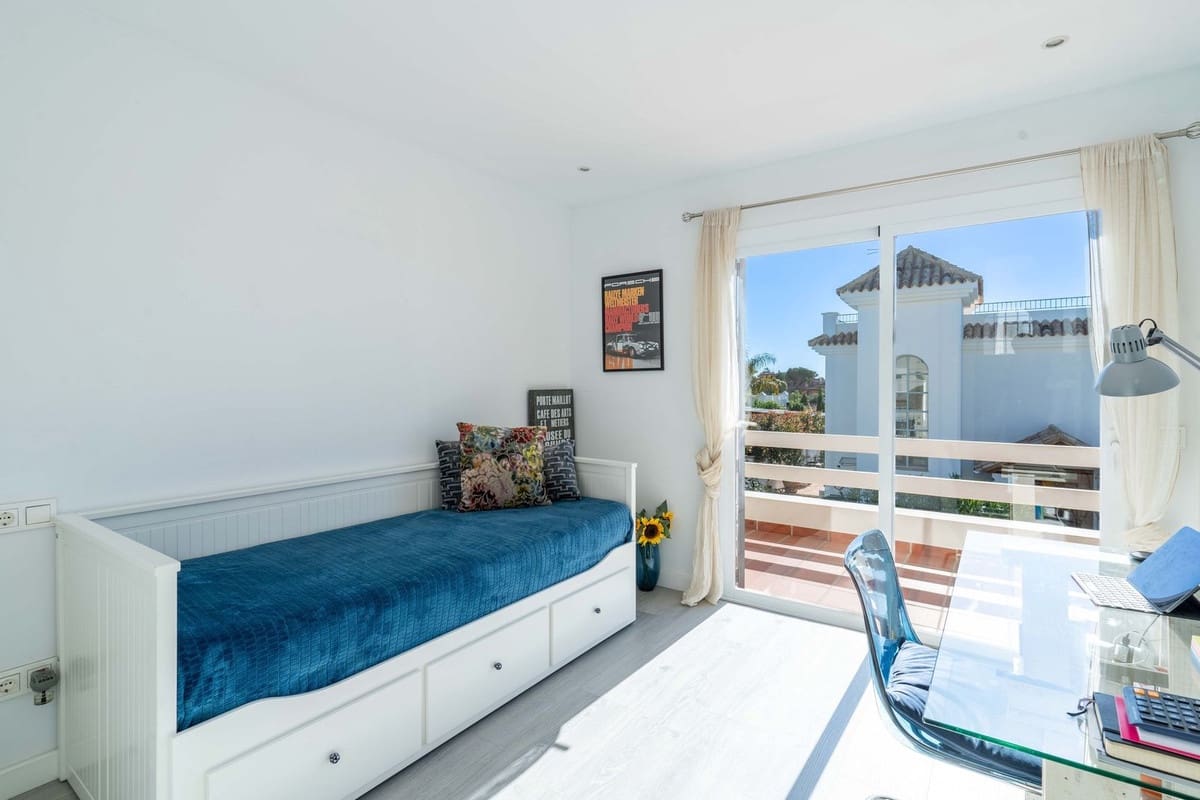 4 quarto Moradia para venda em San Pedro de Alcantara com garagem - 1 850 000 € (Ref: 9080948)