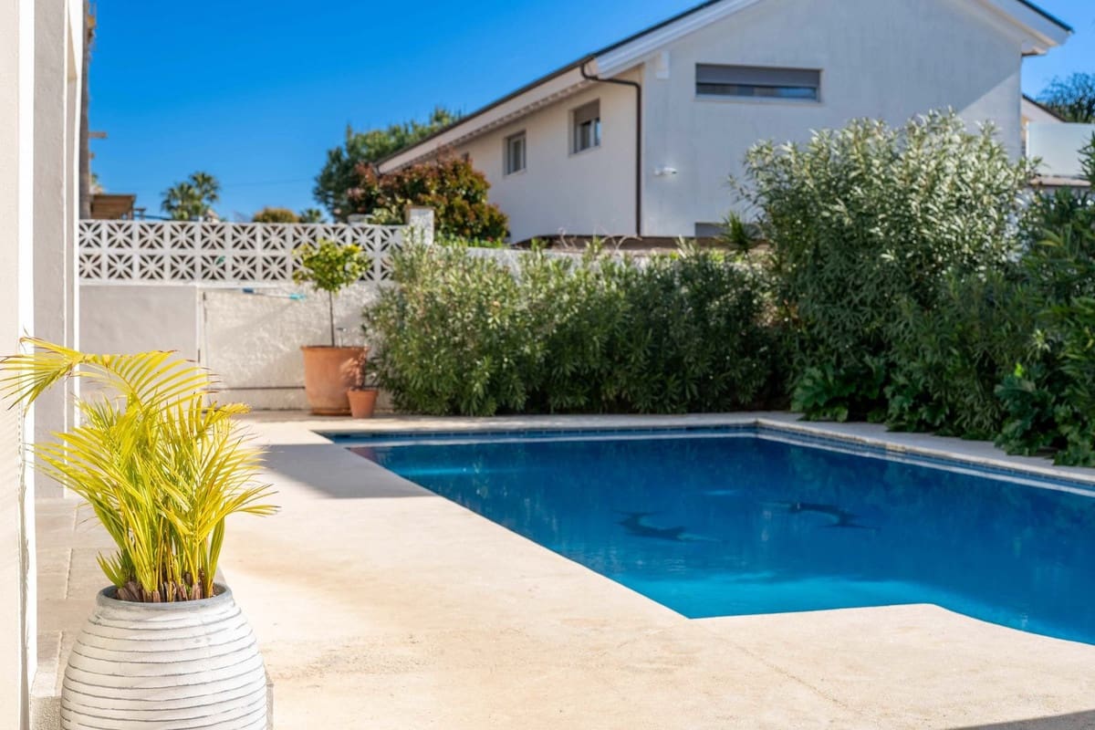 4 quarto Moradia para venda em San Pedro de Alcantara com garagem - 1 850 000 € (Ref: 9080948)