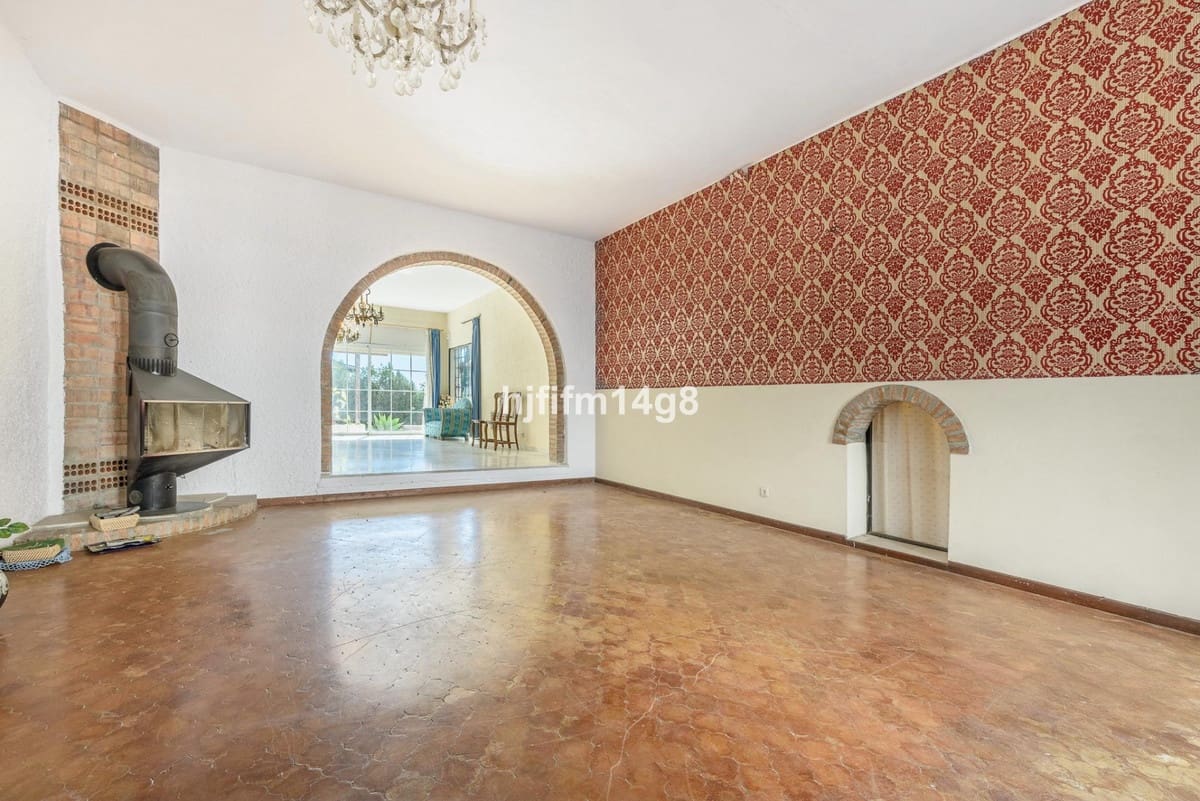 5 soveværelse Villa til salg i Nueva Andalucia - € 1.695.000 (Ref: 9080949)