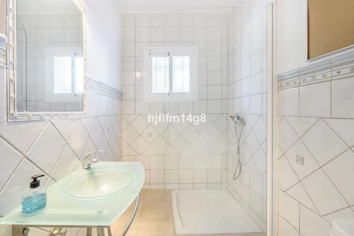 5 soveværelse Villa til salg i Nueva Andalucia - € 1.695.000 (Ref: 9080949)