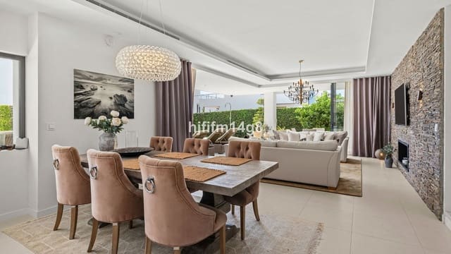 Chalet de 5 habitaciones en San Pedro de Alcantara, Marbella en venta - 2.590.000 € (Ref: 9081101)