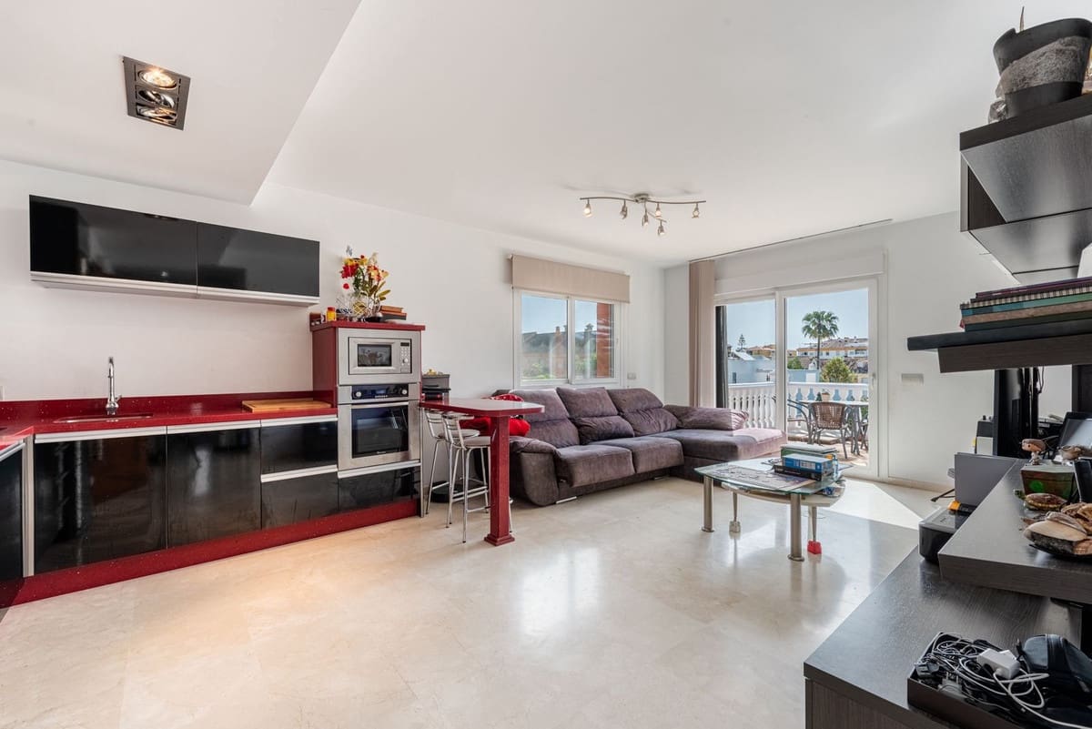 6 Zimmer Villa zu verkaufen in San Pedro de Alcantara mit Garage - 2.750.000 € (Ref: 9081102)