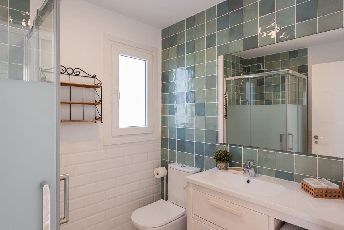 Casa de 4 habitaciones en Estepona en venta - 1.499.000 € (Ref: 9082792)