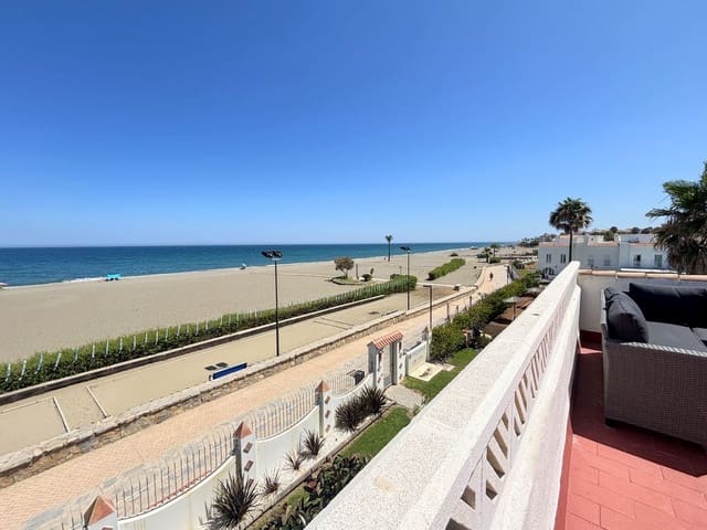 3 bedroom Townhouse for sale in Bahia de Casares, Casares - € 650,000 (Ref: 9088240)