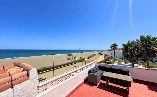 3 bedroom Townhouse for sale in Bahia de Casares, Casares - € 650,000 (Ref: 9088240)