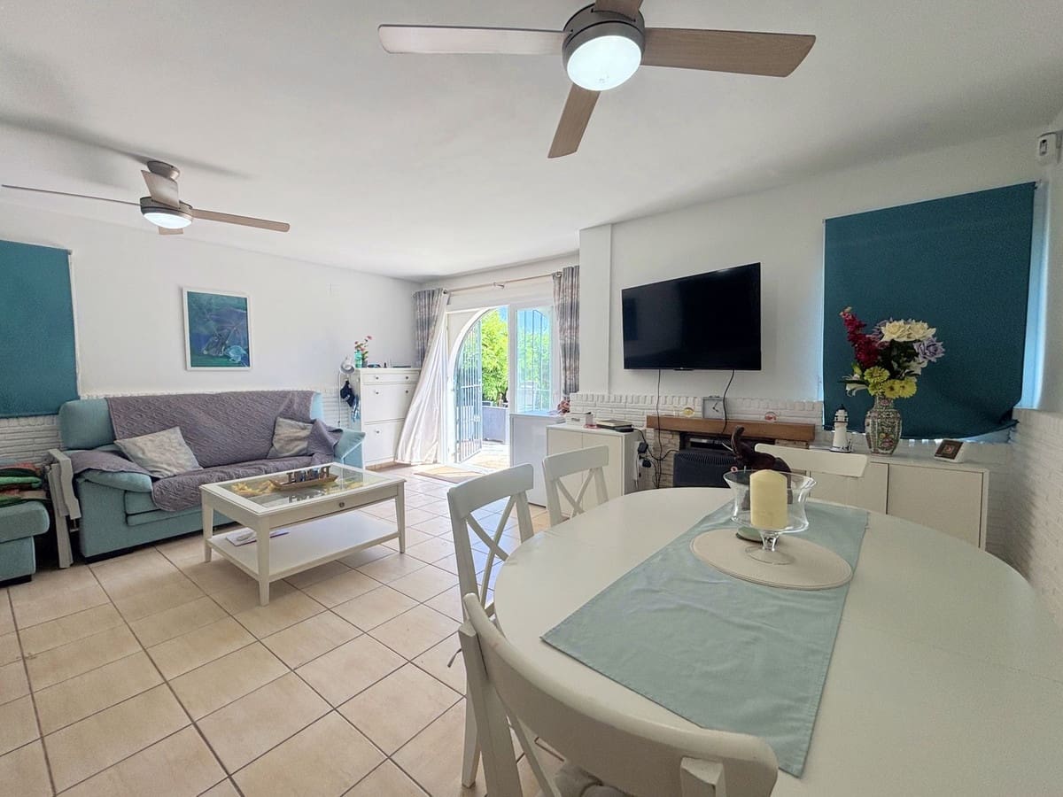 3 bedroom Townhouse for sale in Bahia de Casares - € 650,000 (Ref: 9088240)