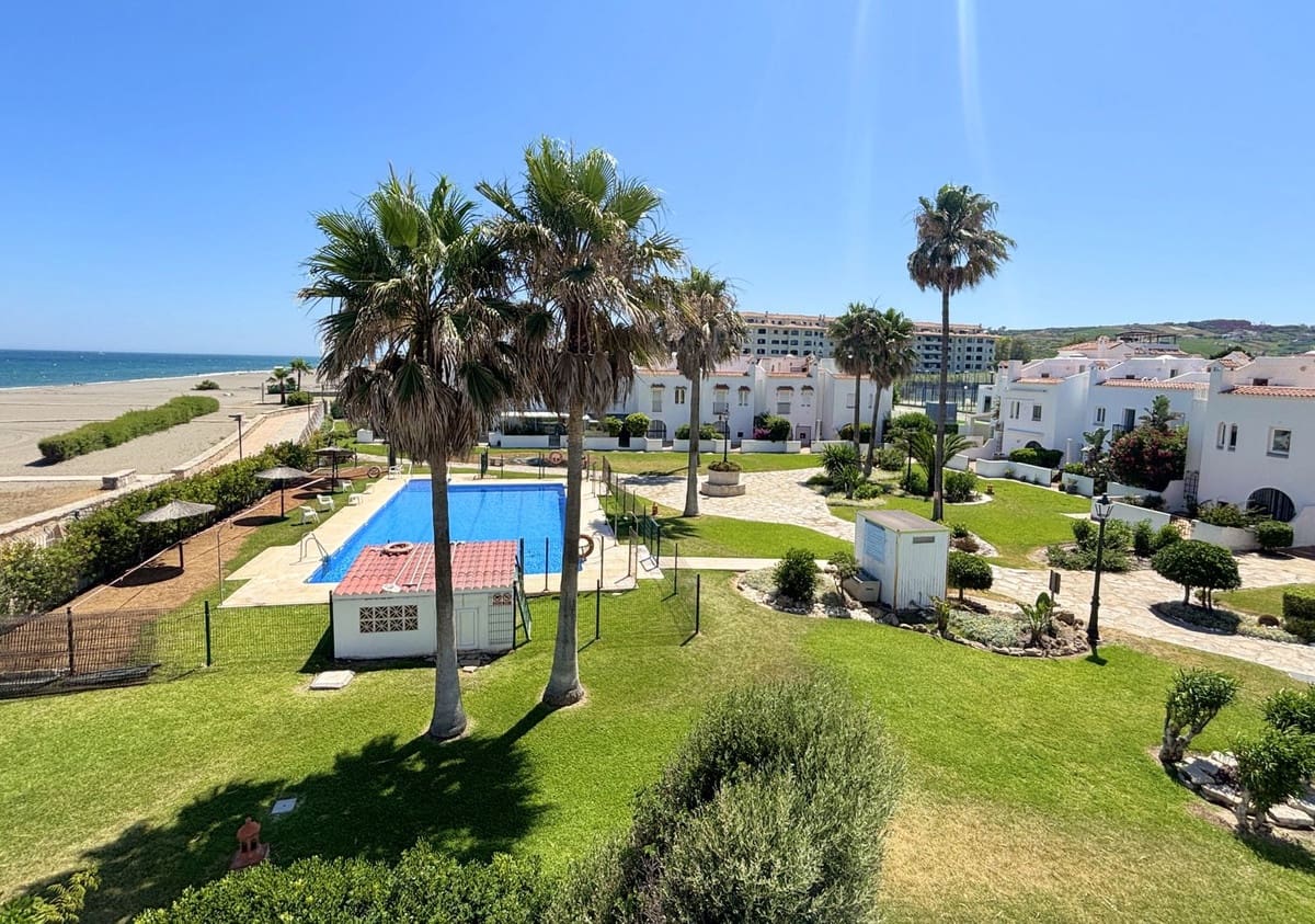 3 bedroom Townhouse for sale in Bahia de Casares - € 650,000 (Ref: 9088240)