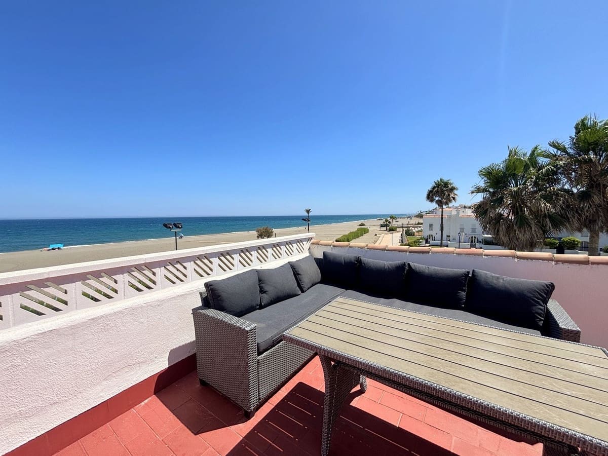 3 bedroom Townhouse for sale in Bahia de Casares - € 650,000 (Ref: 9088240)