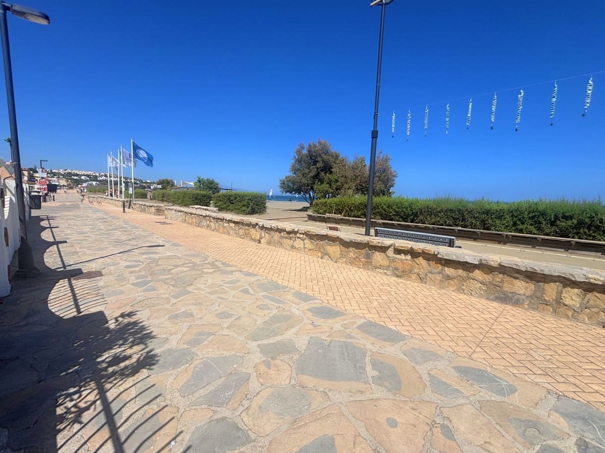 3 bedroom Townhouse for sale in Bahia de Casares - € 650,000 (Ref: 9088240)
