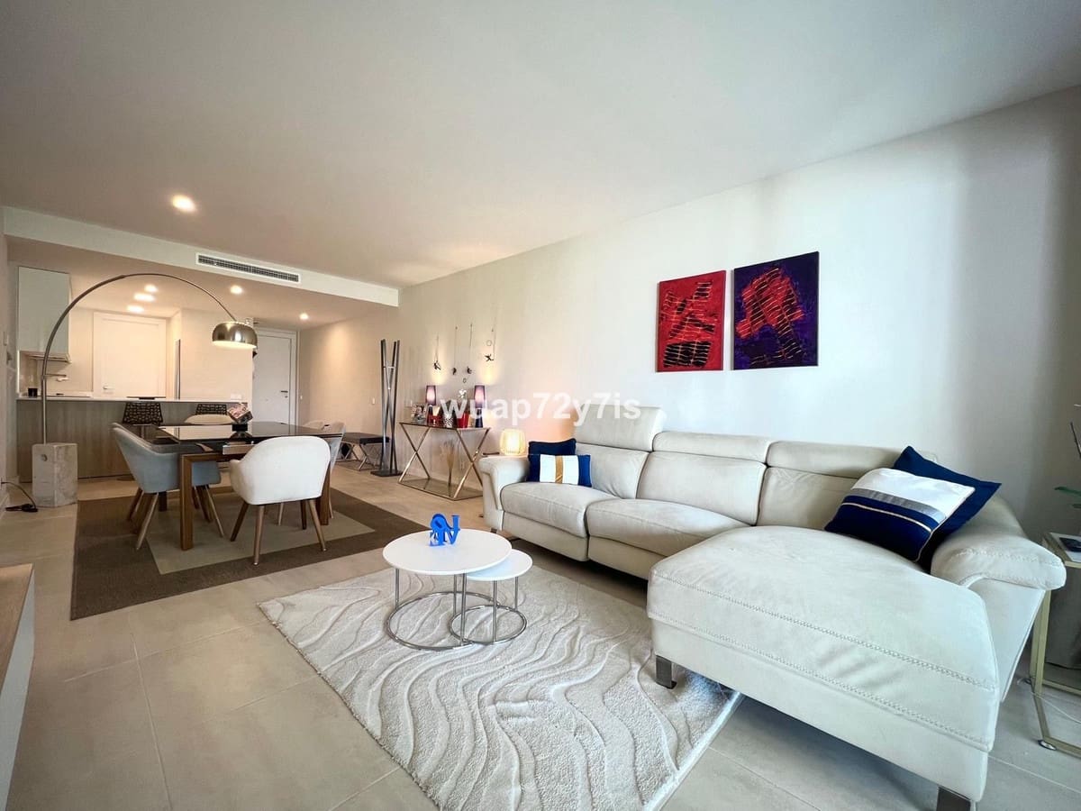 2 bedroom Apartment for sale in Estepona - € 515,000 (Ref: 9099449)