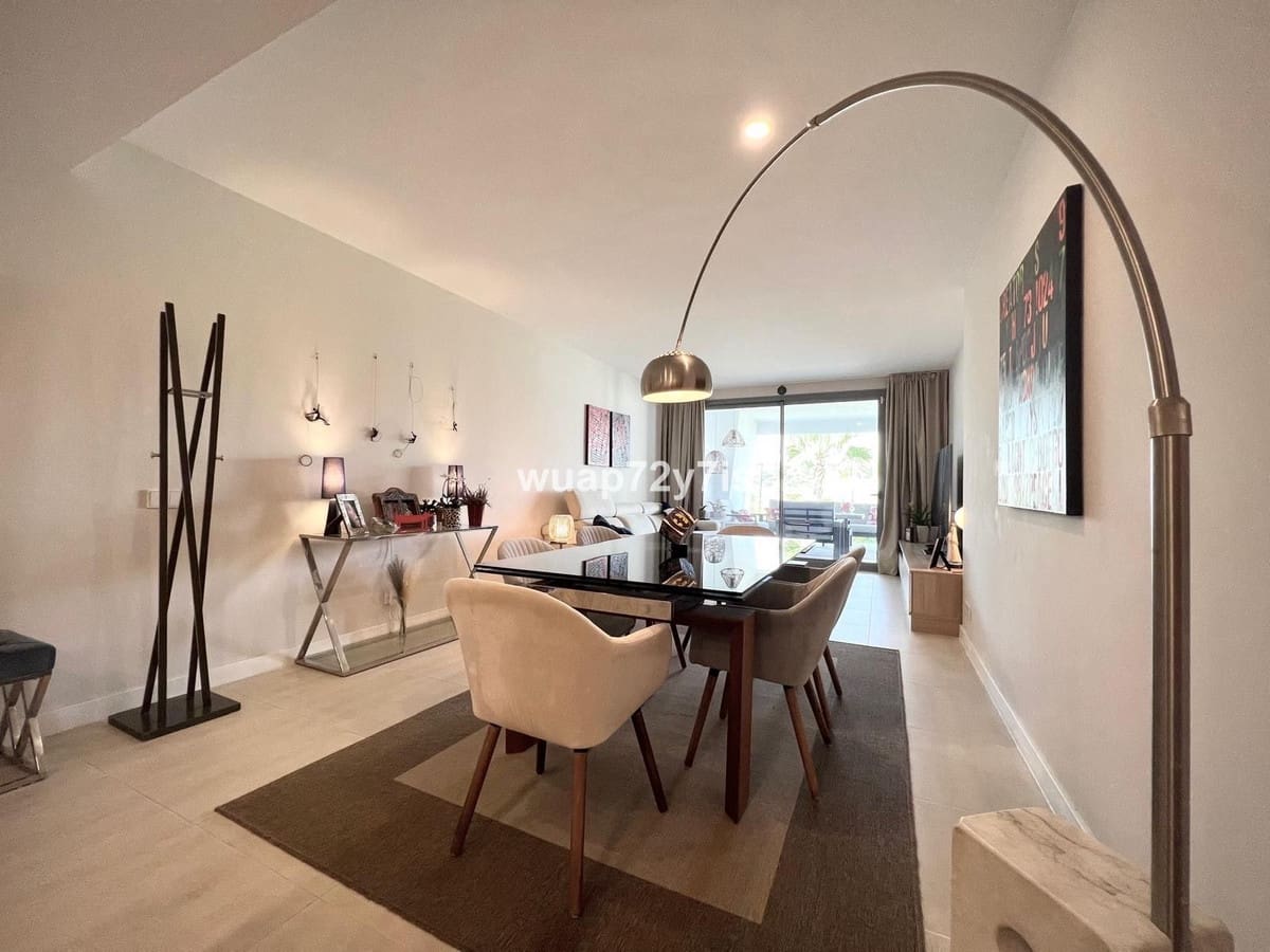 2 bedroom Apartment for sale in Estepona - € 515,000 (Ref: 9099449)