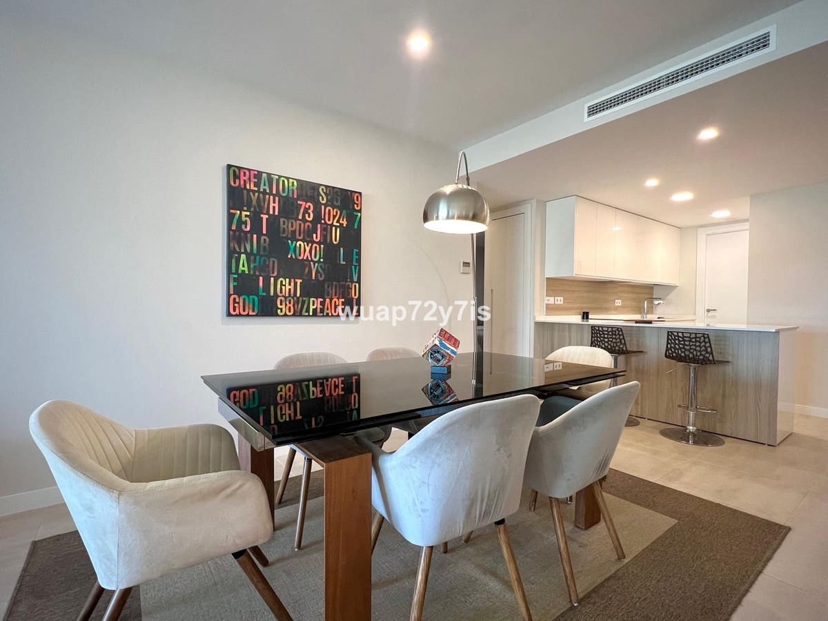 2 bedroom Apartment for sale in Estepona - € 515,000 (Ref: 9099449)