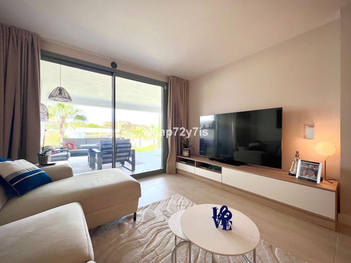 2 bedroom Apartment for sale in Estepona - € 515,000 (Ref: 9099449)