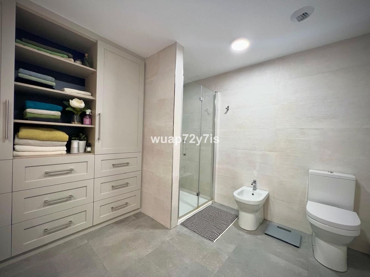 3 bedroom Apartment for sale in Estepona - € 860,000 (Ref: 9099451)