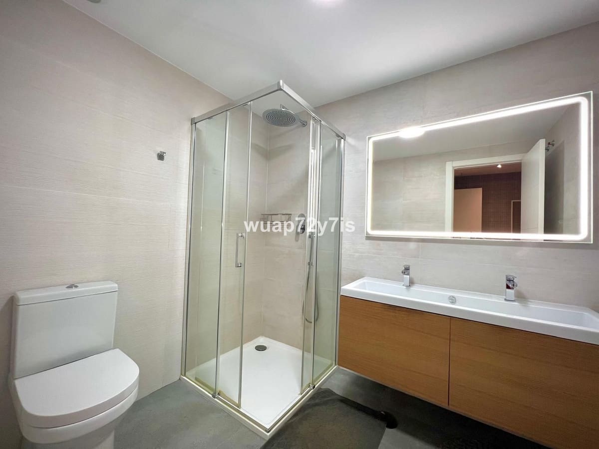 3 bedroom Apartment for sale in Estepona - € 860,000 (Ref: 9099451)