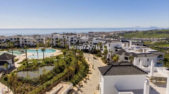 3 bedroom Apartment for sale in Estepona - € 860,000 (Ref: 9099451)