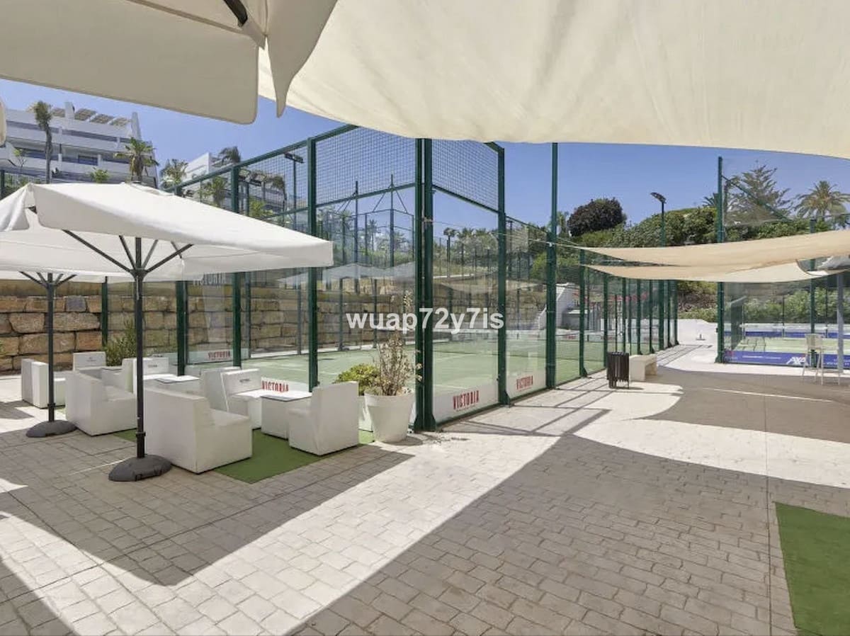 3 bedroom Apartment for sale in Estepona - € 860,000 (Ref: 9099451)