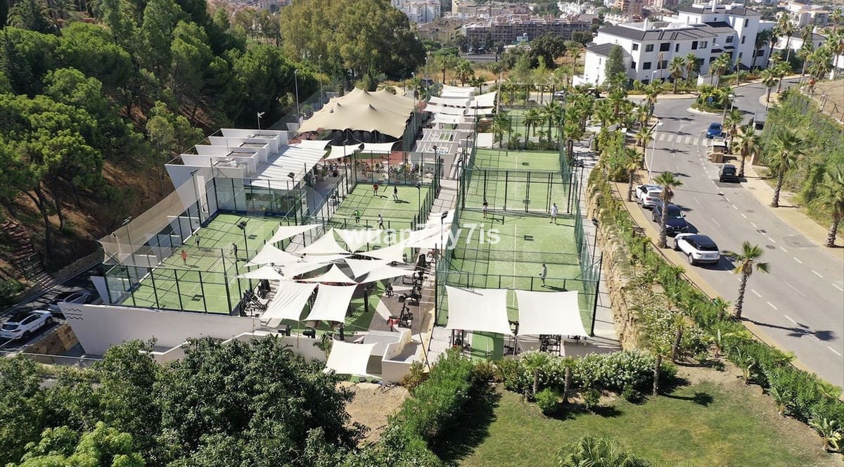 3 bedroom Apartment for sale in Estepona - € 860,000 (Ref: 9099451)