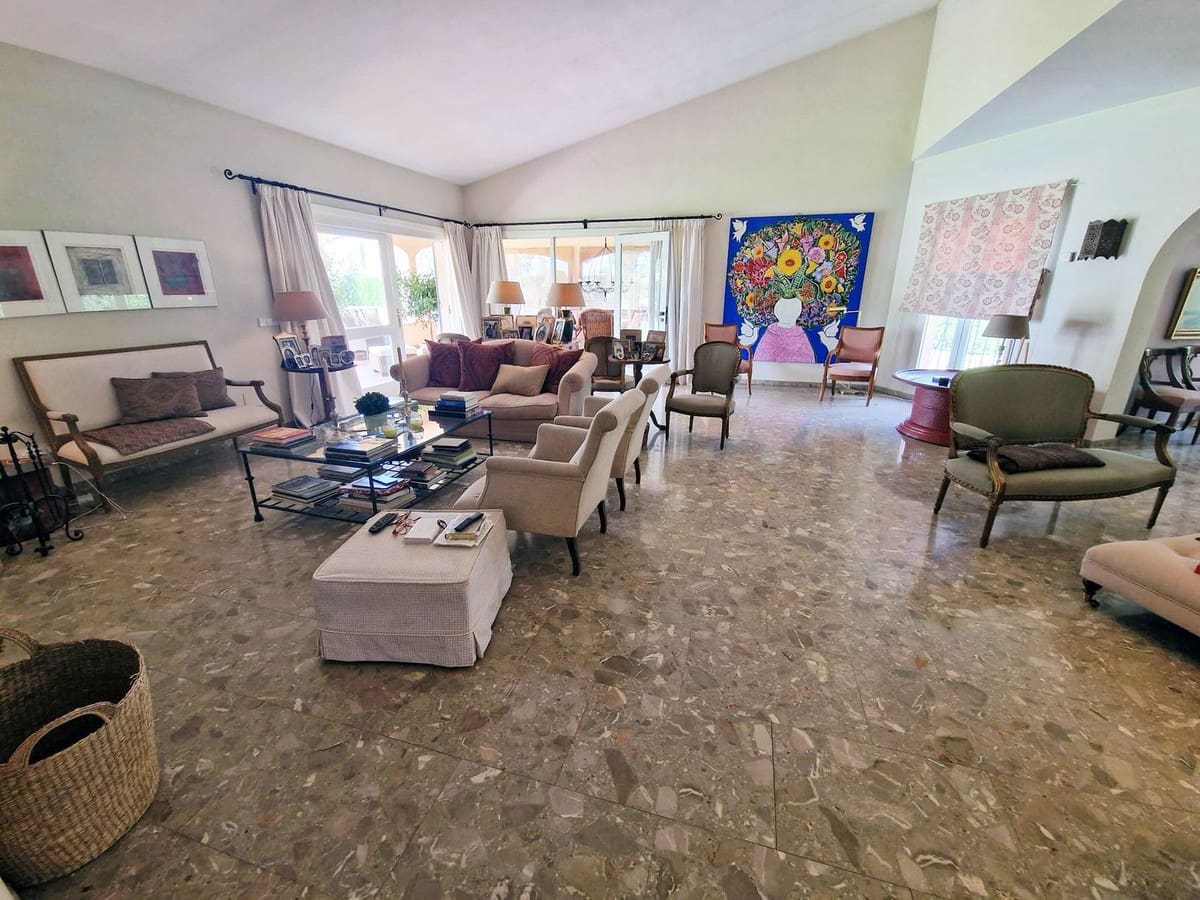 4 soveværelse Villa til salg i Benahavis med garage - € 3.900.000 (Ref: 9099712)