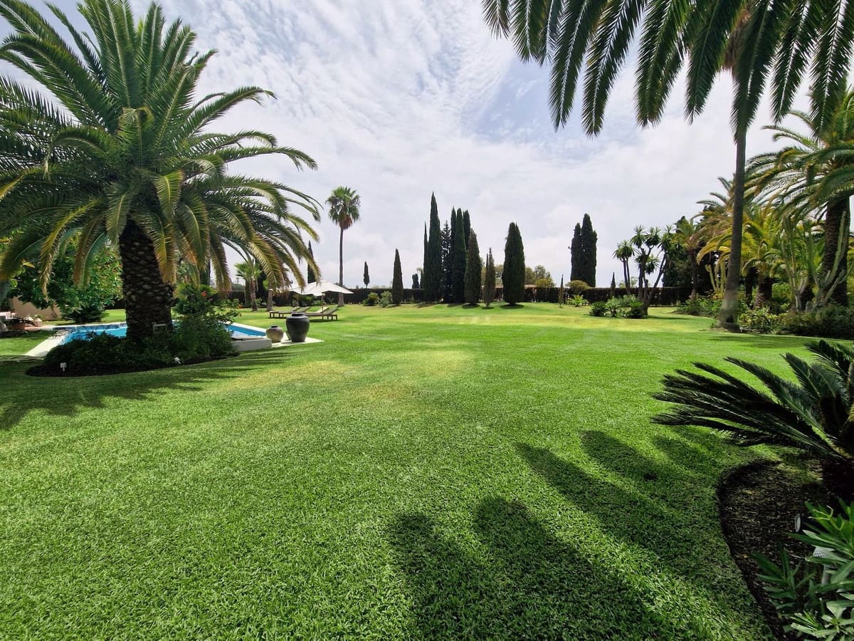 4 soveværelse Villa til salg i Benahavis med garage - € 3.900.000 (Ref: 9099712)